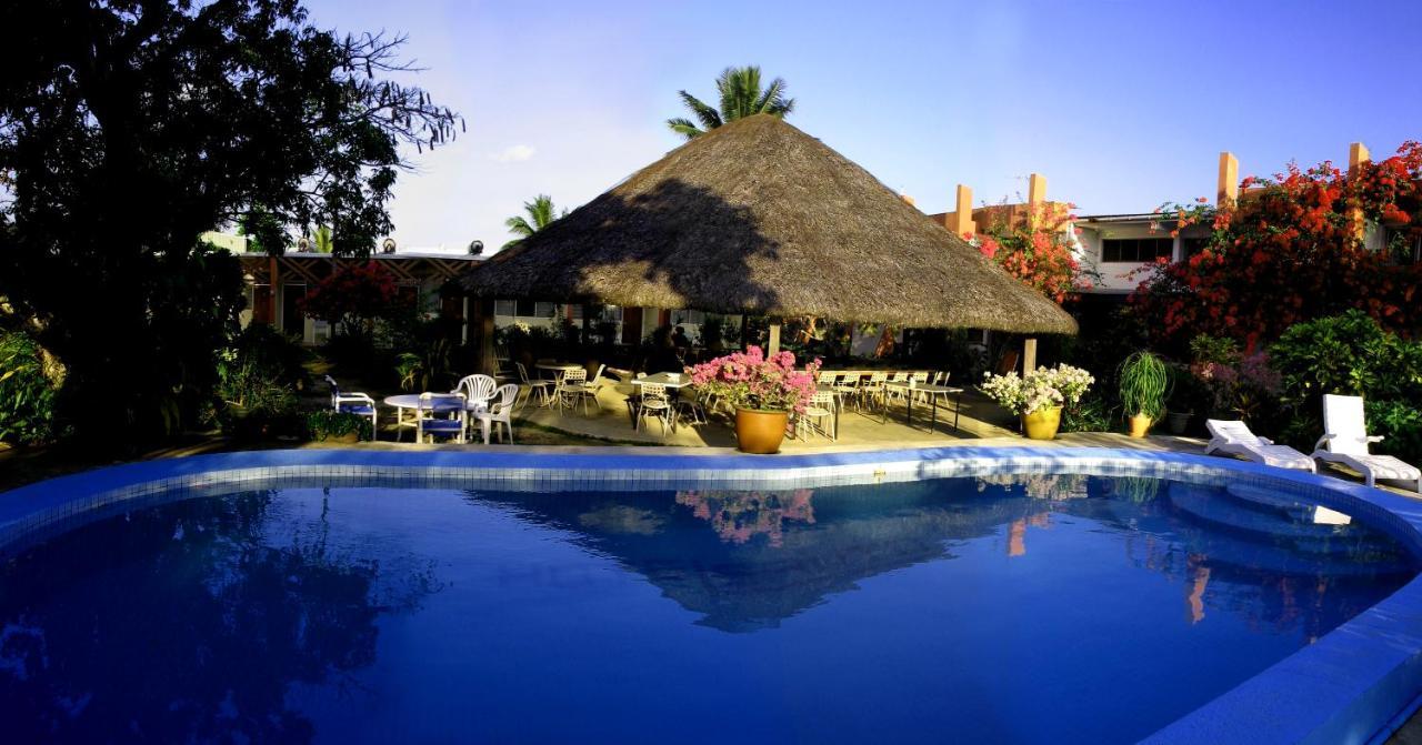 Hotel Santo Vanuatu Luganville Bagian luar foto