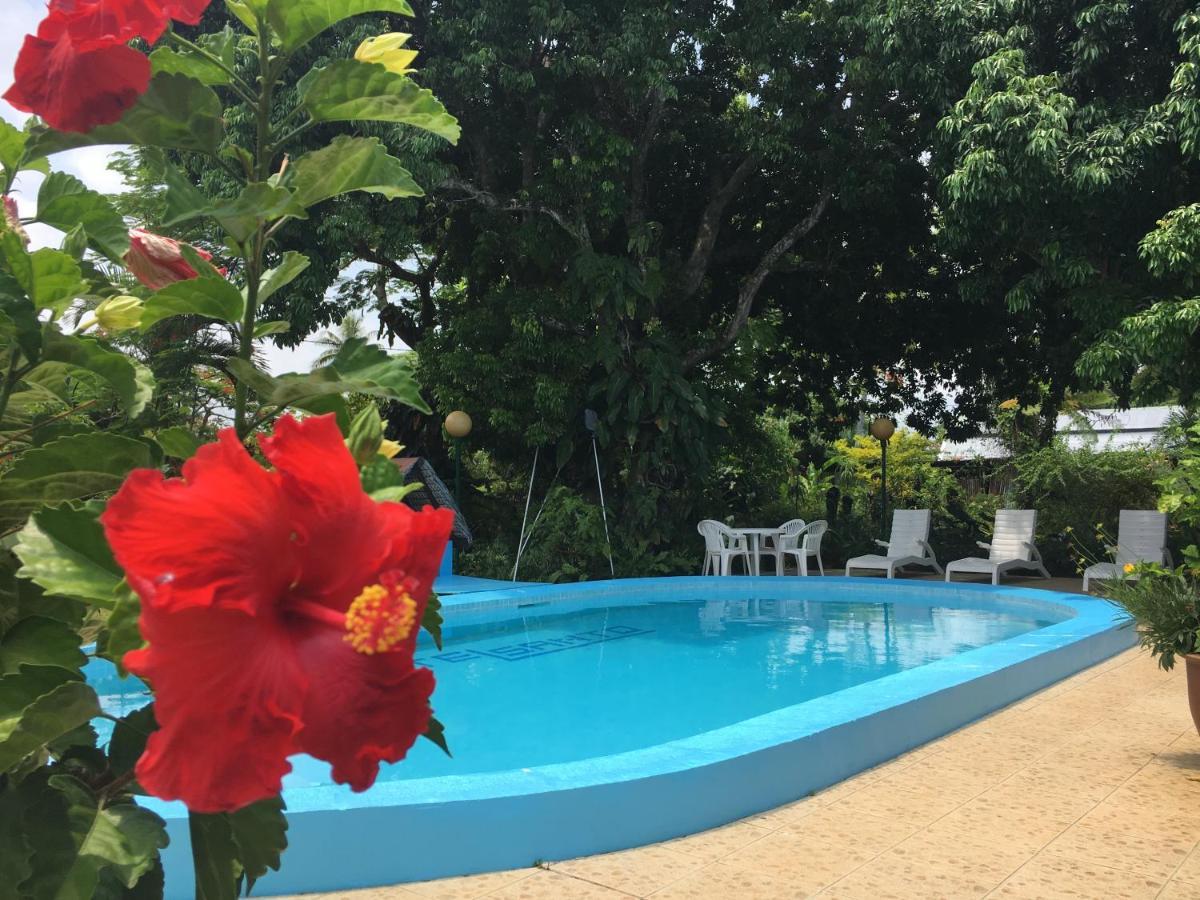 Hotel Santo Vanuatu Luganville Bagian luar foto