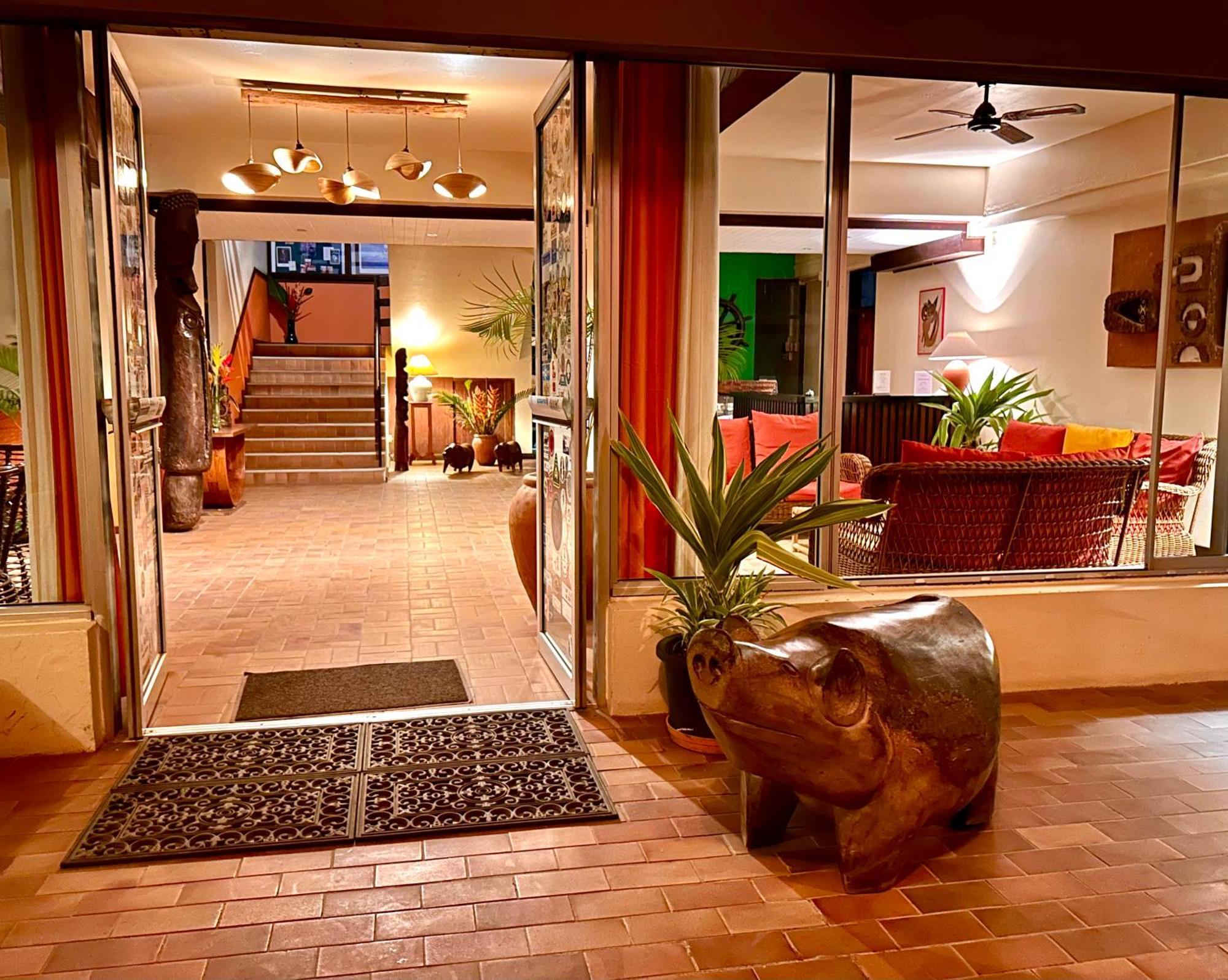 Hotel Santo Vanuatu Luganville Bagian luar foto